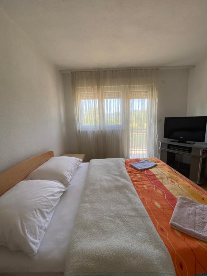 Apartamento Apartman “Iva” Drvar Exterior foto